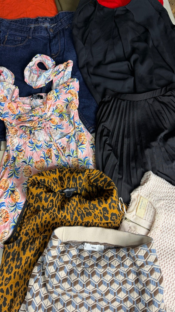 Mix de marcas: Inditex, Punto Roma, Springfield, pull & bear etc (várias categorias)